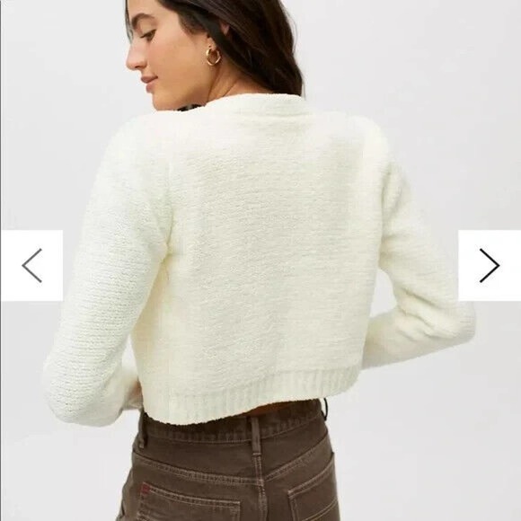 NWT Urban Outfitters Dina Crop Cardigan Ivory Chenille Size Medium H14089 - Picture 12 of 16